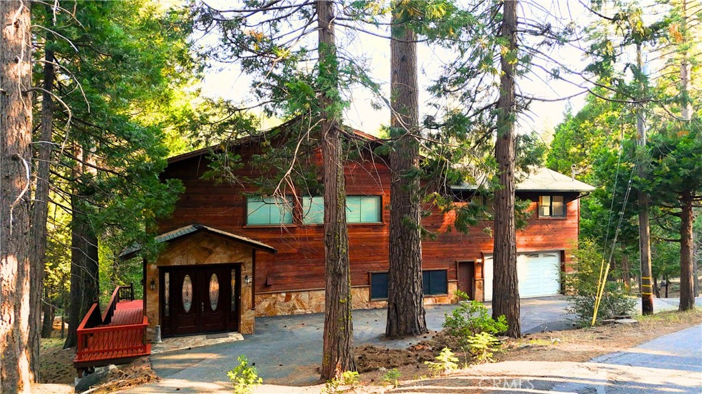 28421 Old Strawberry Dr, Strawberry, CA 95375