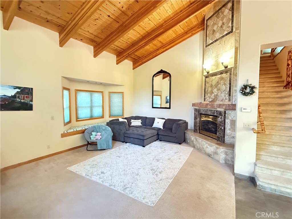 28421 Old Strawberry Dr, Strawberry, CA 95375