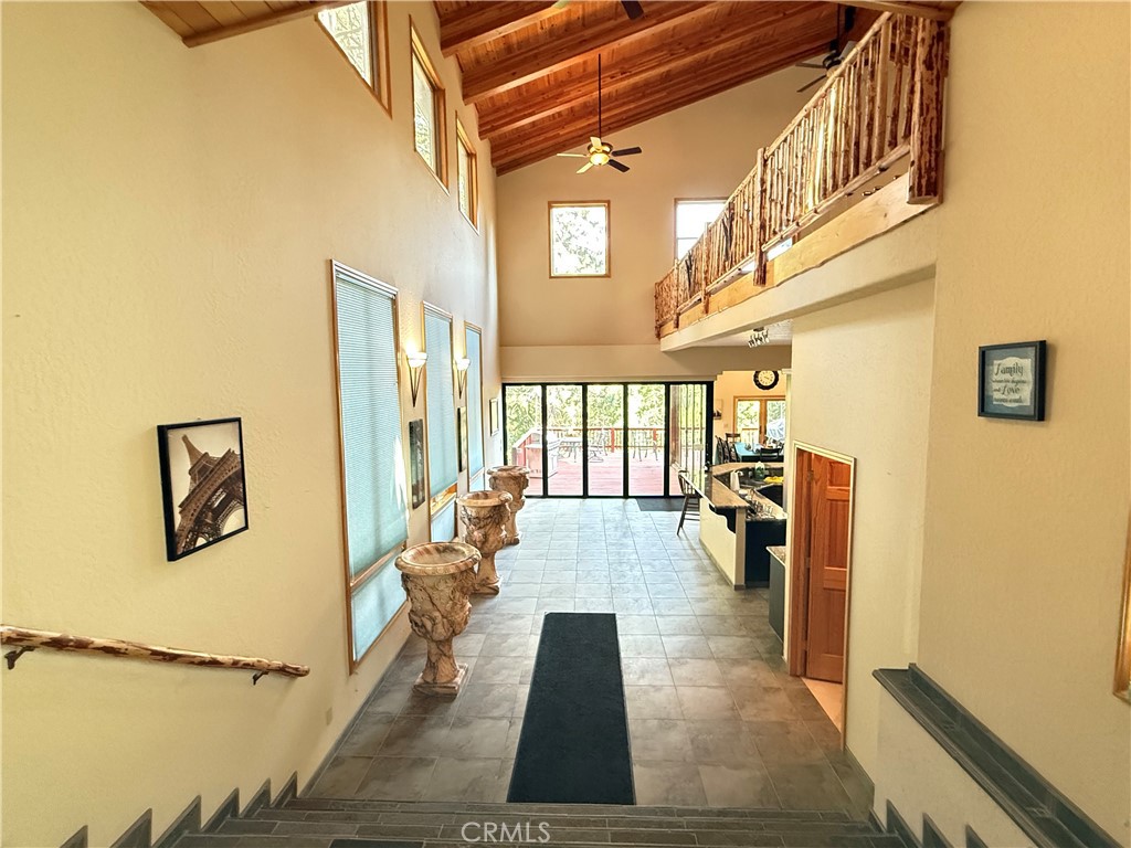 28421 Old Strawberry Dr, Strawberry, CA 95375