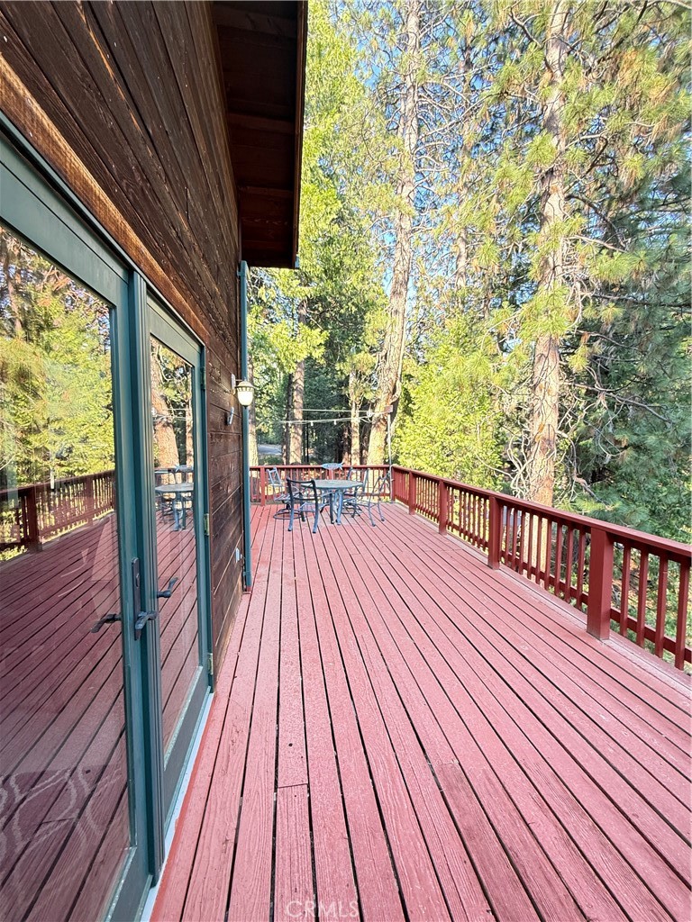 28421 Old Strawberry Dr, Strawberry, CA 95375