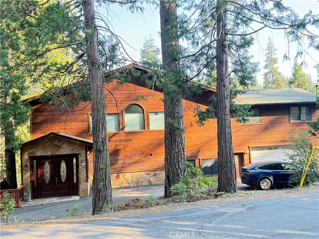 28421 Old Strawberry Dr, Strawberry, CA 95375