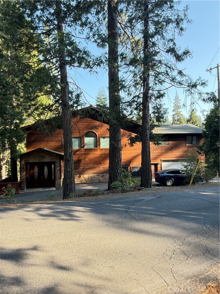 28421 Old Strawberry Dr, Strawberry, CA 95375