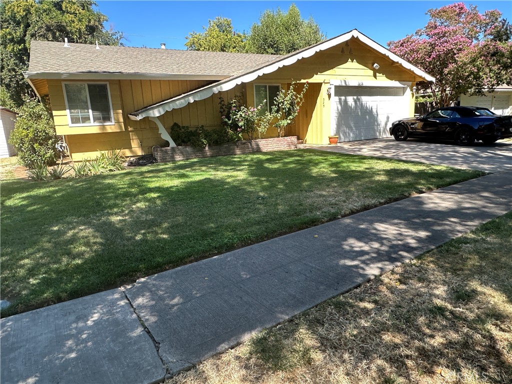 525 E 27th St, Merced, CA 95340