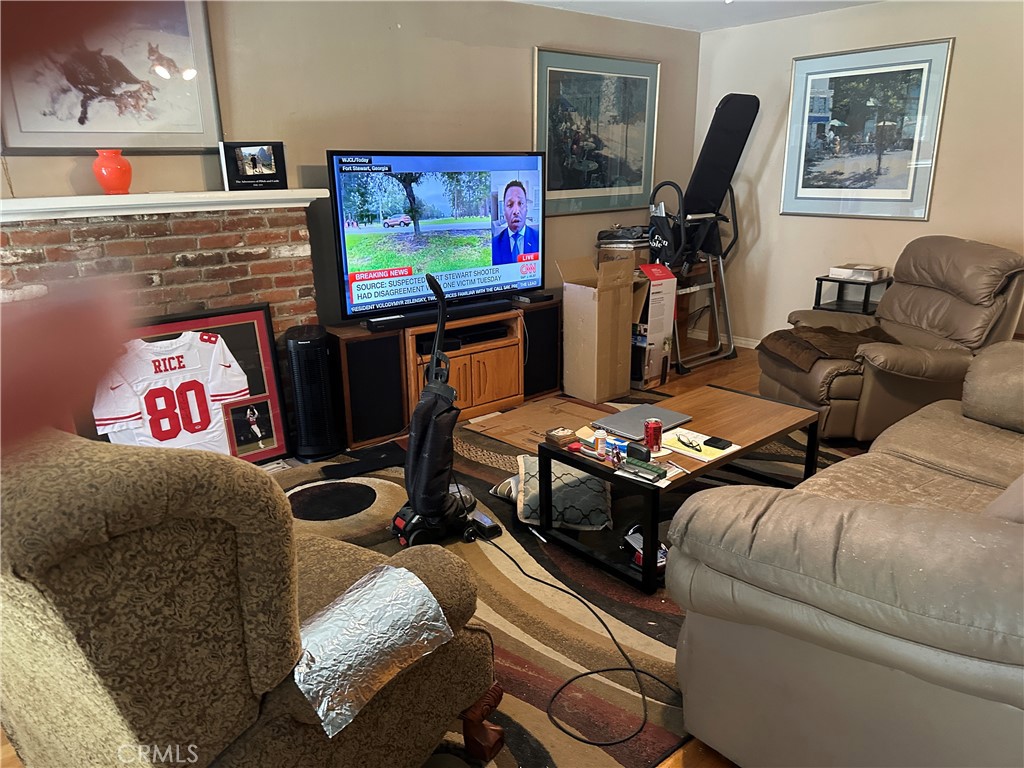 525 E 27th St, Merced, CA 95340