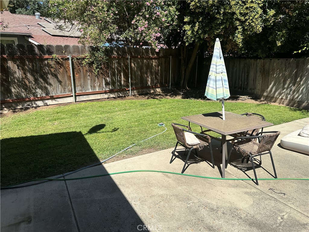 525 E 27th St, Merced, CA 95340