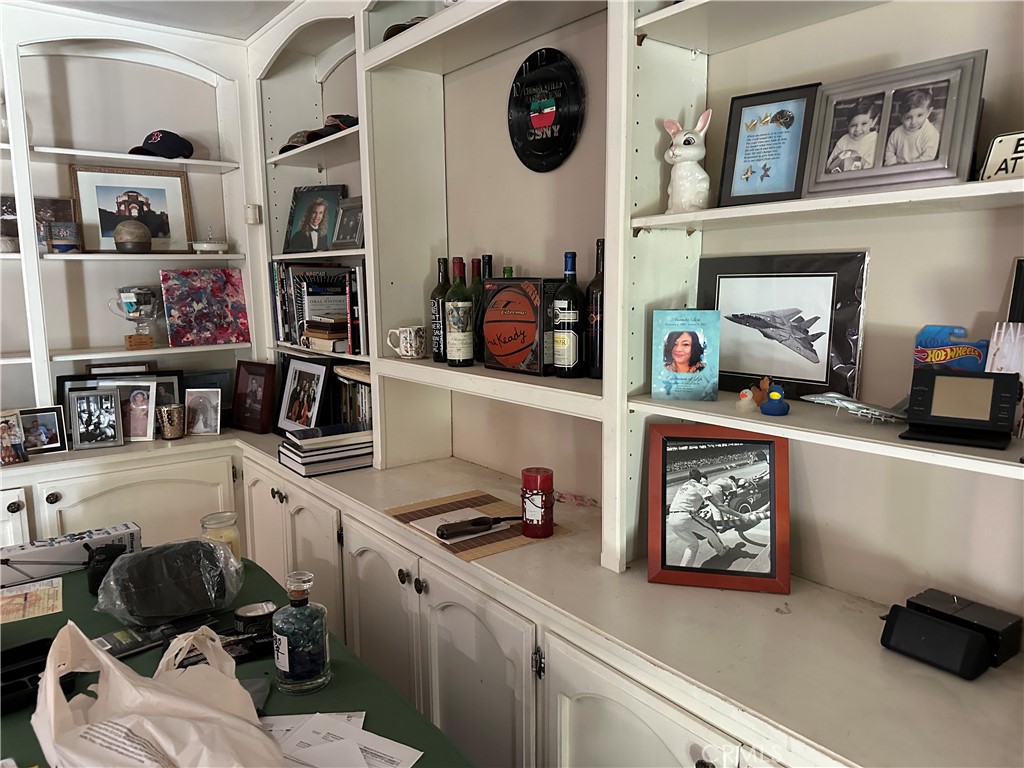 525 E 27th St, Merced, CA 95340