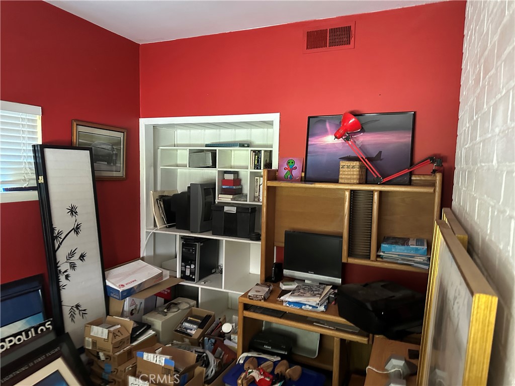 525 E 27th St, Merced, CA 95340