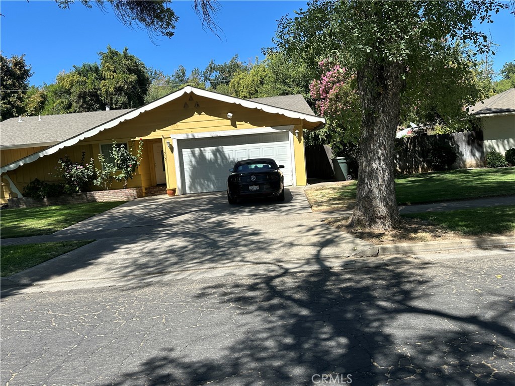 525 E 27th St, Merced, CA 95340