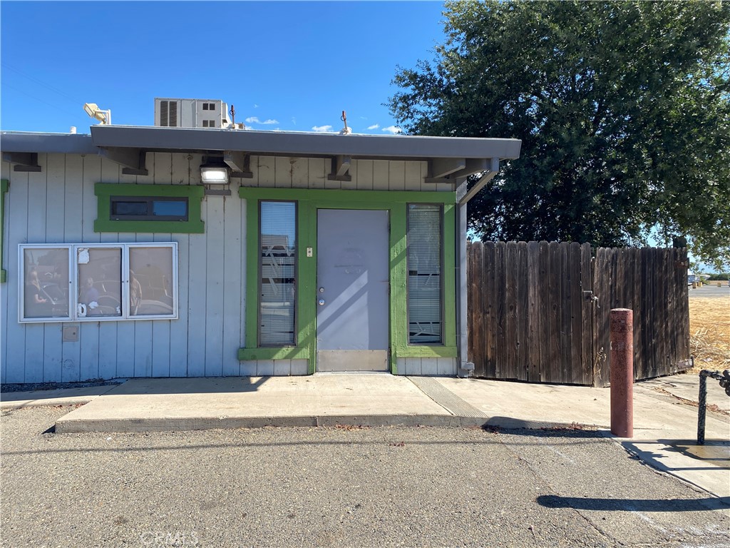 9215 E Highway 140, Planada, CA 95365