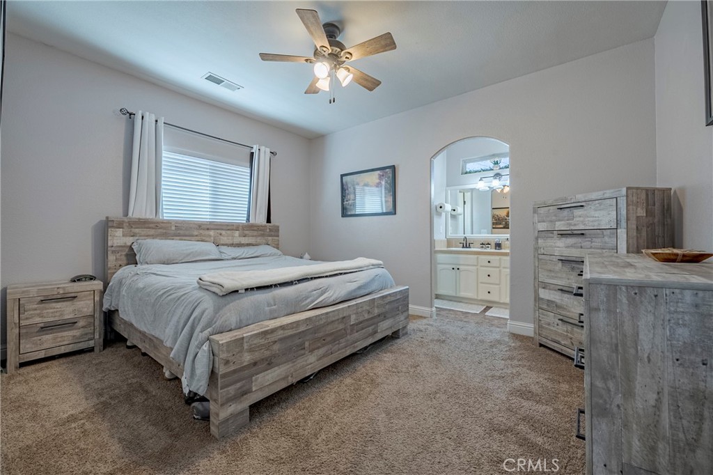 2657 Peanut Dr, Madera, CA 93637