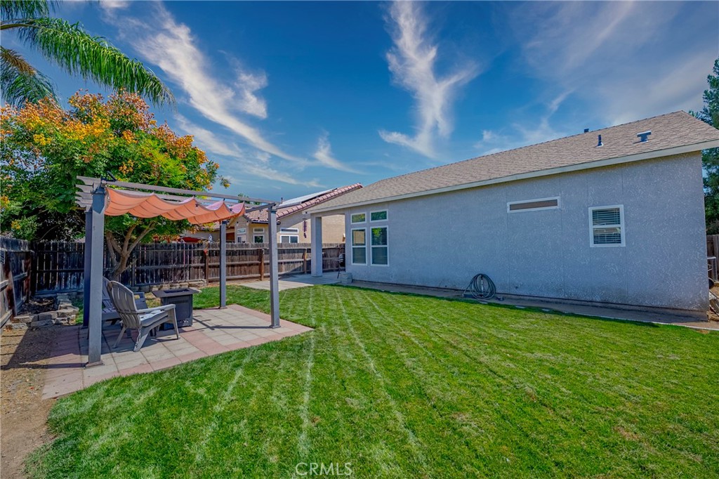 2657 Peanut Dr, Madera, CA 93637