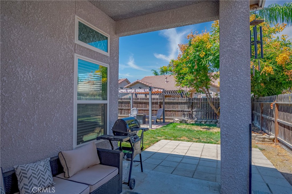 2657 Peanut Dr, Madera, CA 93637