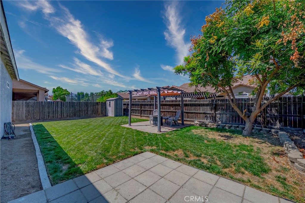 2657 Peanut Dr, Madera, CA 93637