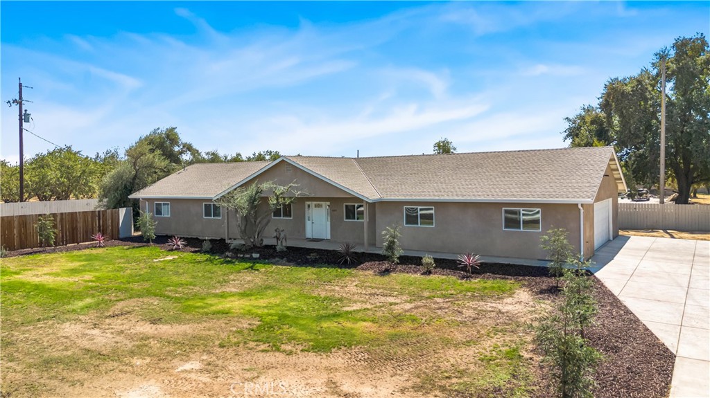 6143 Olive Ave, Winton, CA 95388