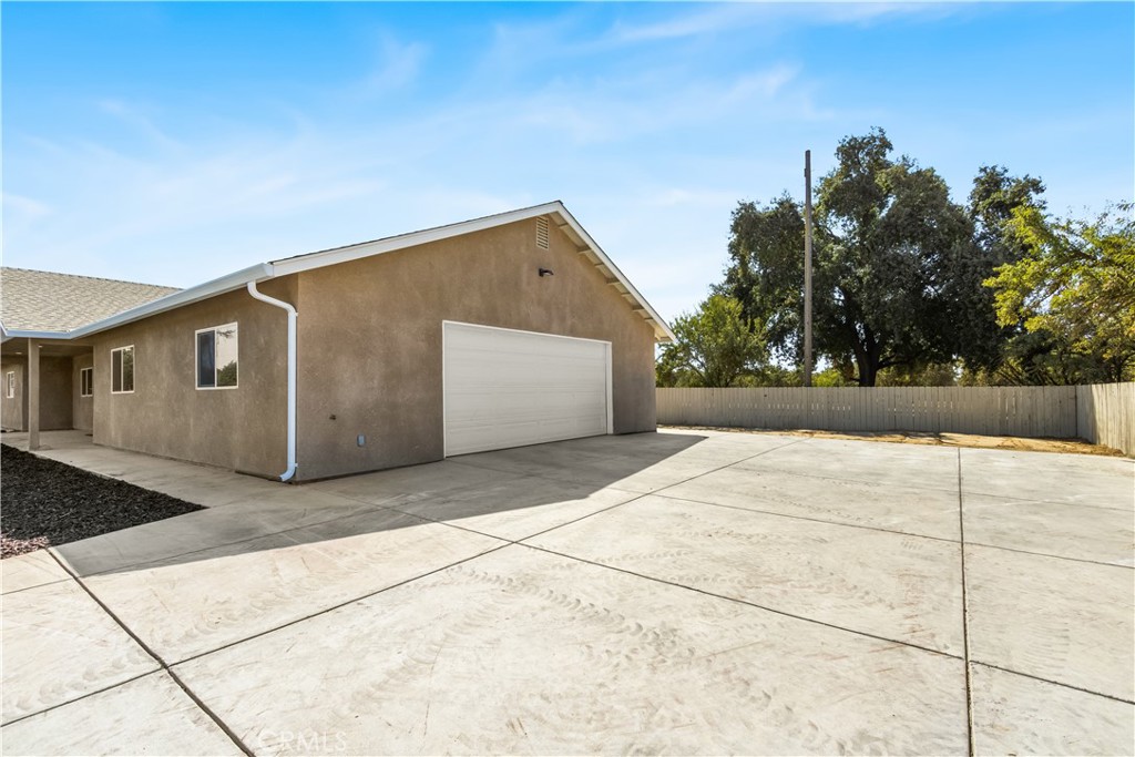 6143 Olive Ave, Winton, CA 95388