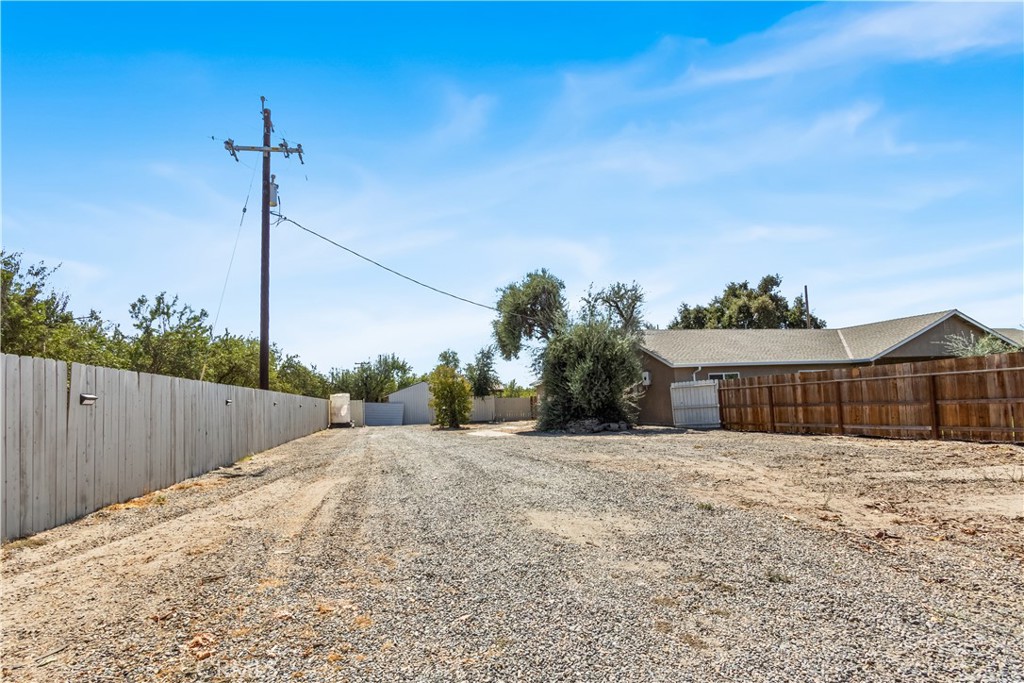 6143 Olive Ave, Winton, CA 95388