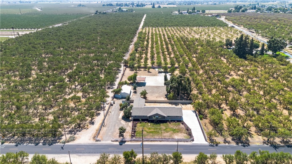 6143 Olive Ave, Winton, CA 95388