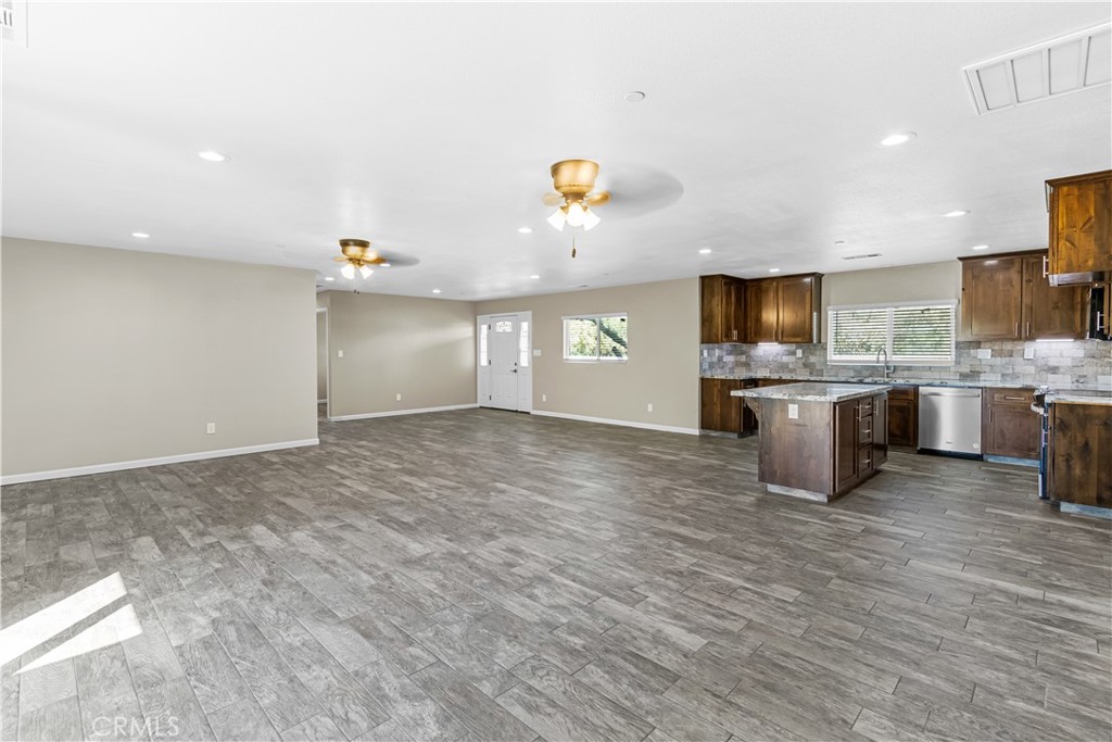 6143 Olive Ave, Winton, CA 95388