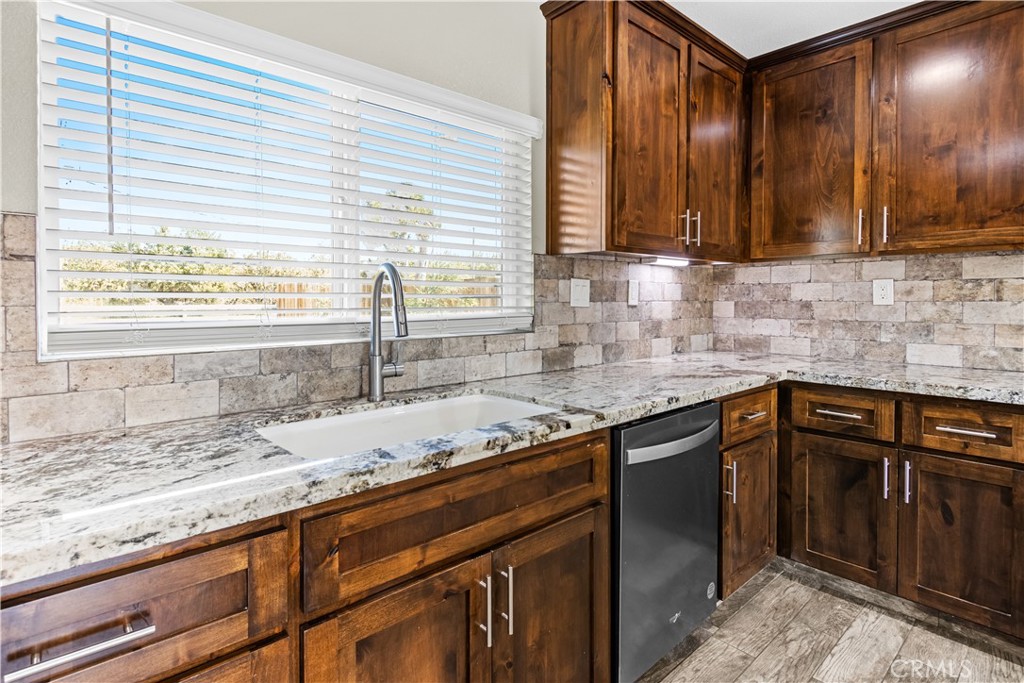 6143 Olive Ave, Winton, CA 95388