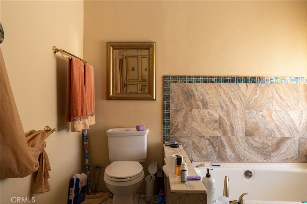 2500 N State Highway 59 #36, Merced, CA 95348