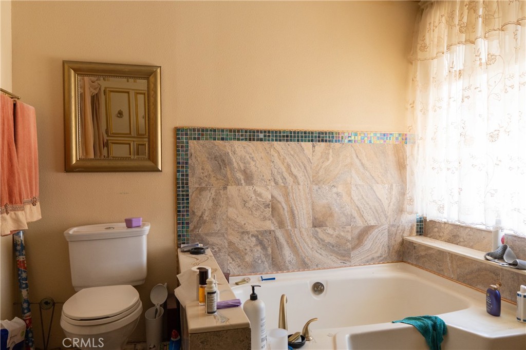 2500 N State Highway 59 #36, Merced, CA 95348