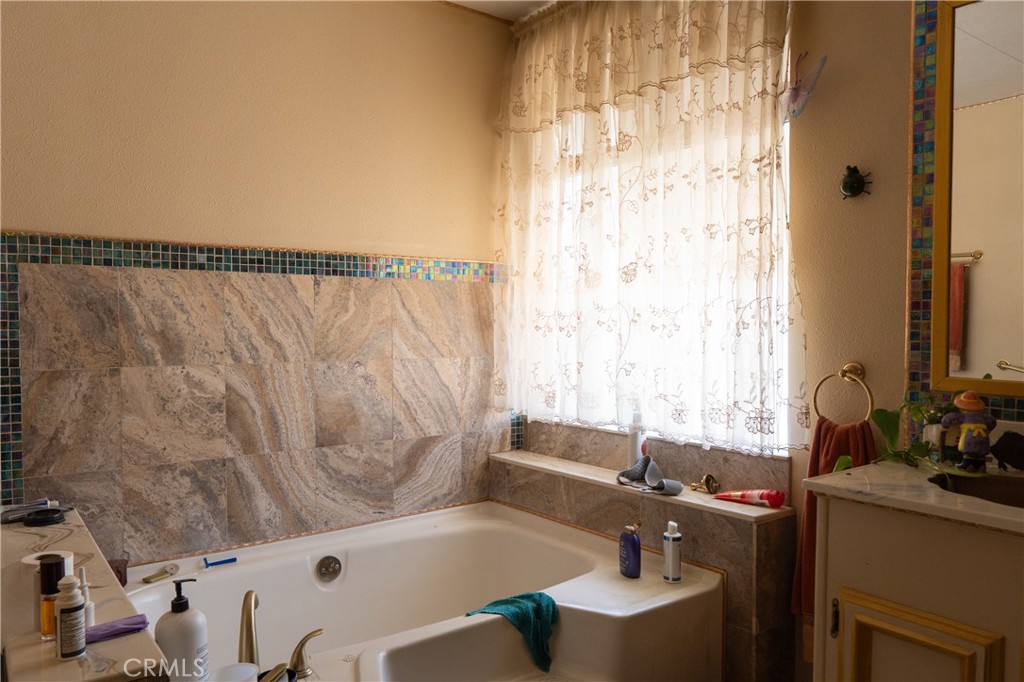 2500 N State Highway 59 #36, Merced, CA 95348