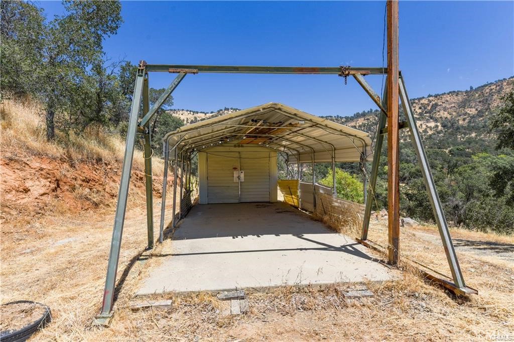 3173 Elizabeth Ln, Catheys Valley, CA 95306