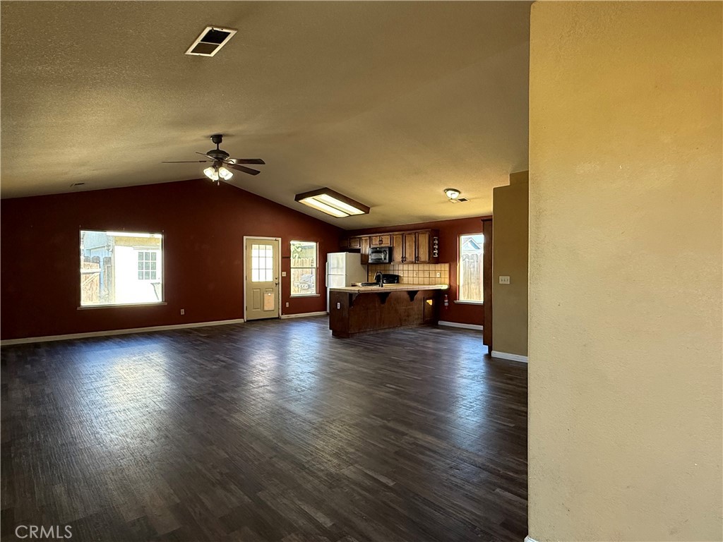 708 Vista Del Rey Dr, Atwater, CA 95301