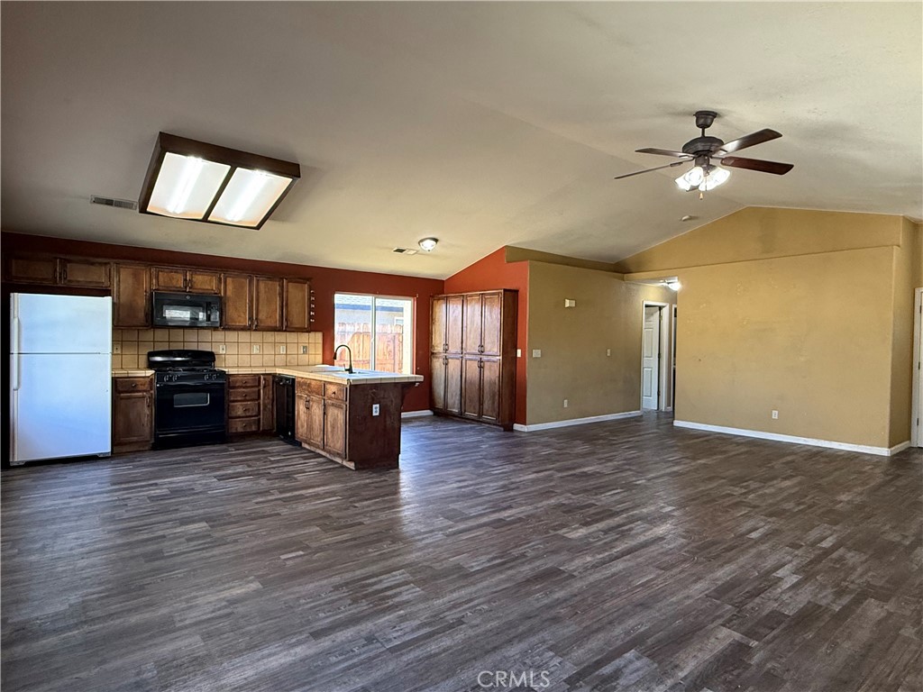 708 Vista Del Rey Dr, Atwater, CA 95301