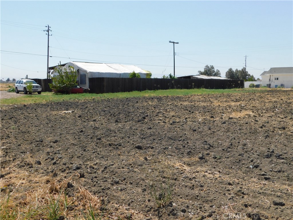 0 W Almond, Dos Palos, CA 93602