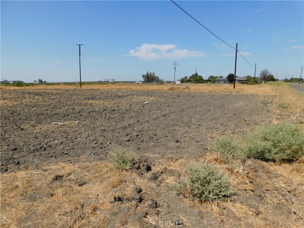 0 W Almond, Dos Palos, CA 93602