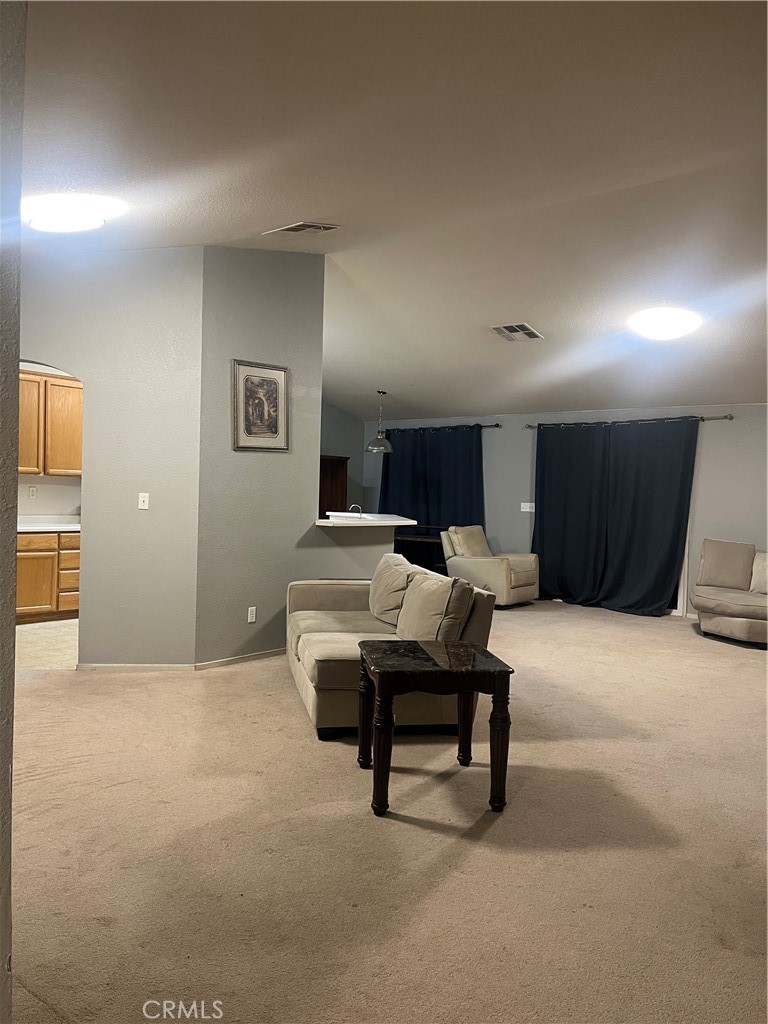 2153 W Solis St, Merced, CA 95348