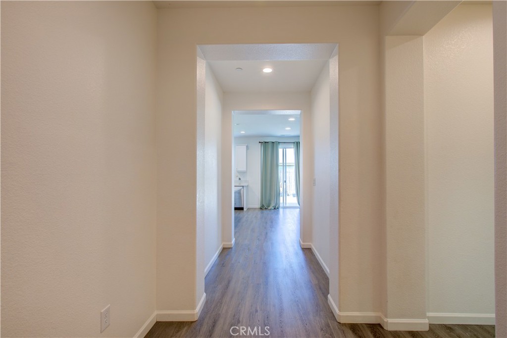 495 Daffodil Dr, Merced, CA 95341