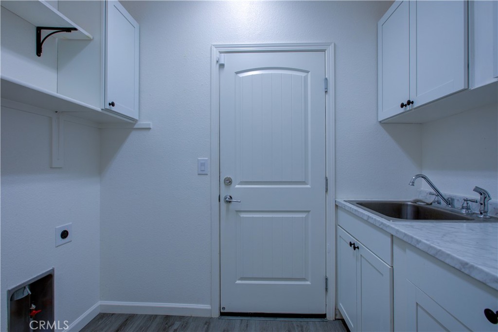 495 Daffodil Dr, Merced, CA 95341