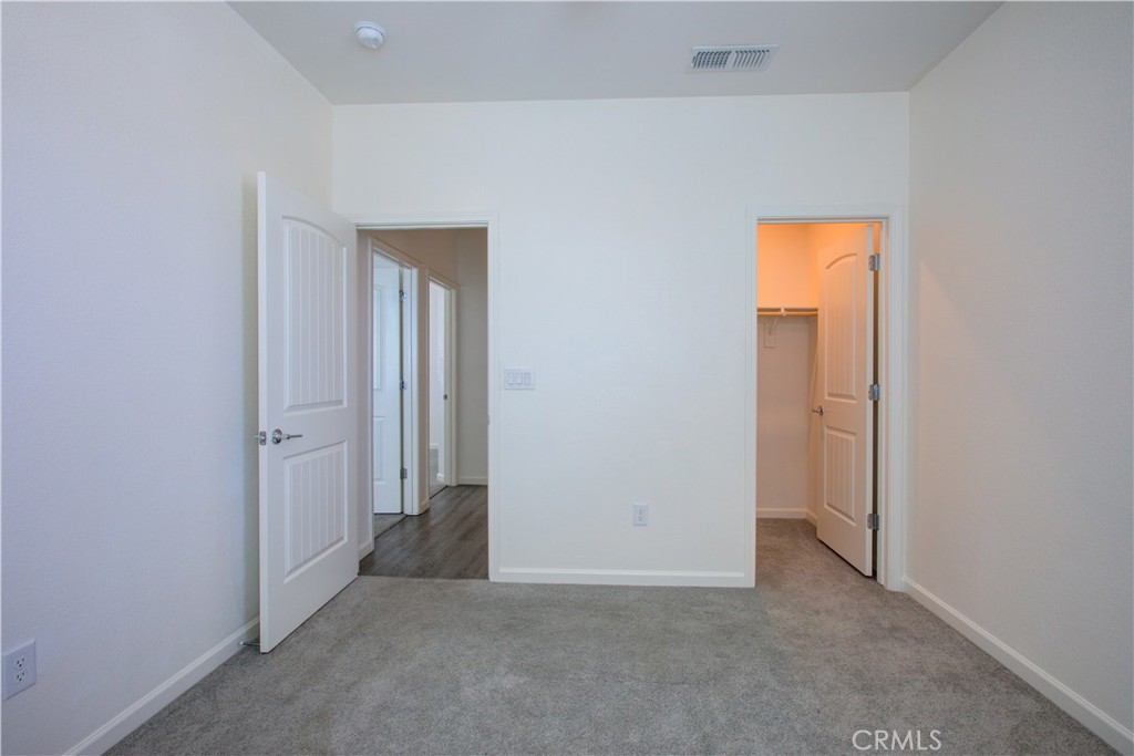 495 Daffodil Dr, Merced, CA 95341