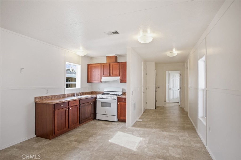 1400 Meredith #81, Gustine, CA 95322