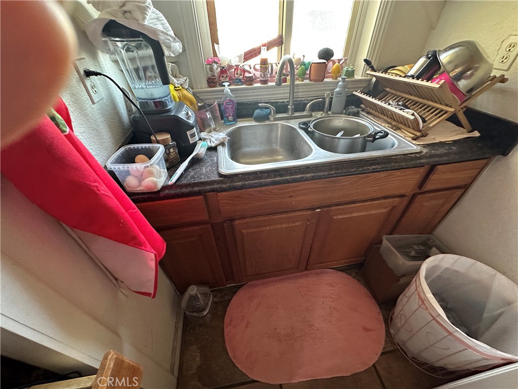 1105 Orange Ave, Chowchilla, CA 93610