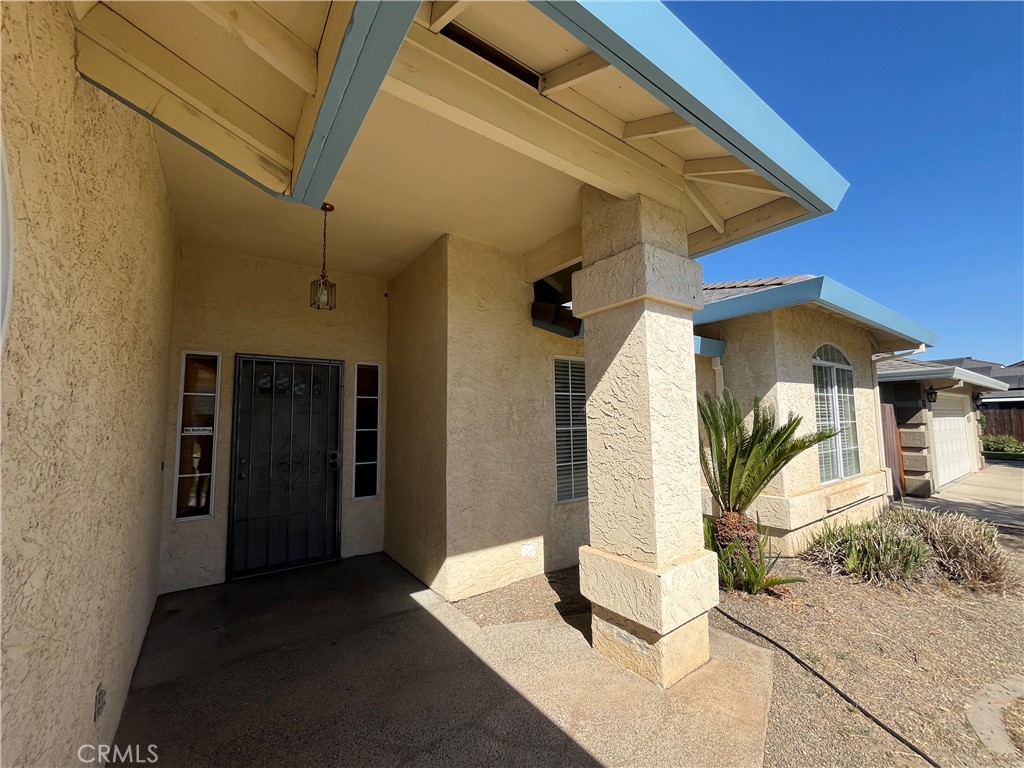 207 Waterfront Ct, Atwater, CA 95301