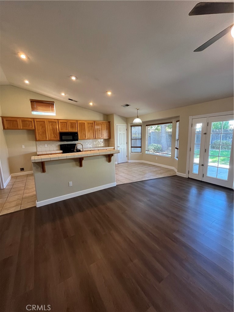 207 Waterfront Ct, Atwater, CA 95301