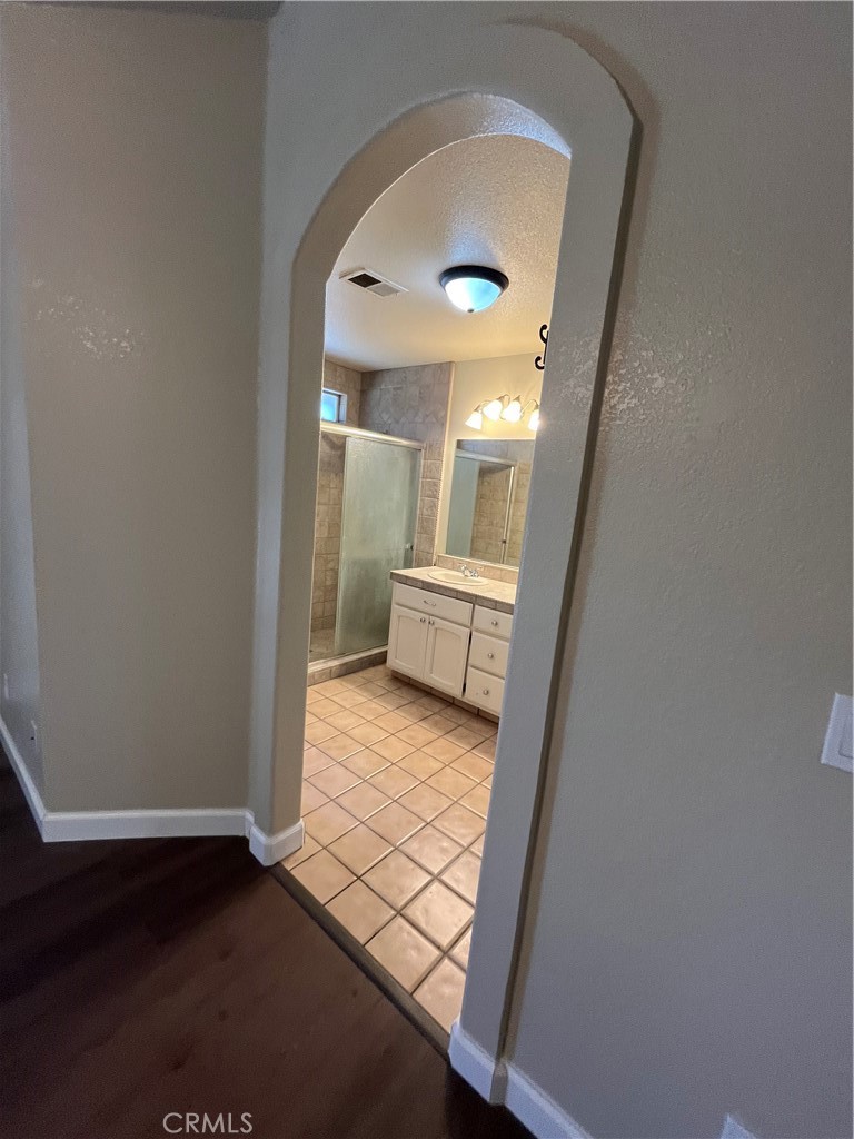 207 Waterfront Ct, Atwater, CA 95301