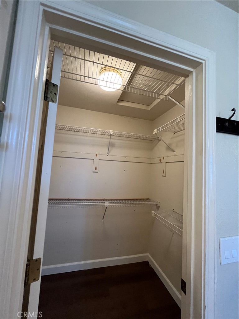 207 Waterfront Ct, Atwater, CA 95301