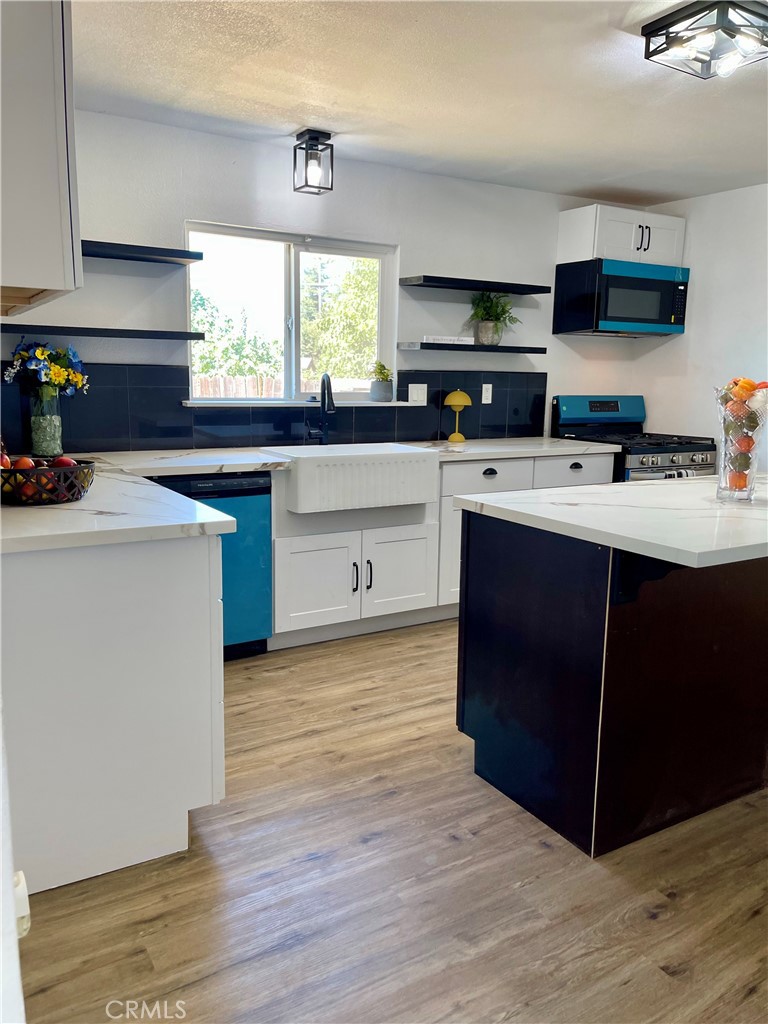 6617 California St, Winton, CA 95388