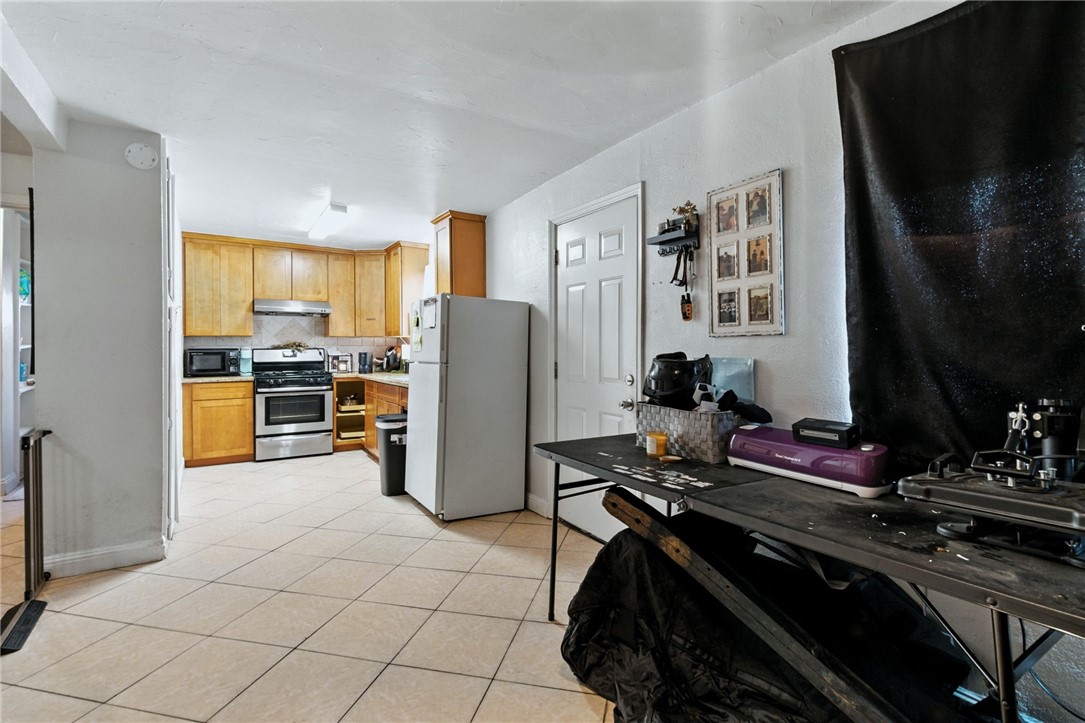 312 W Main St, Turlock, CA 95380