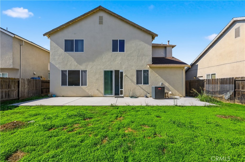 84 Jack Ct, Merced, CA 95341