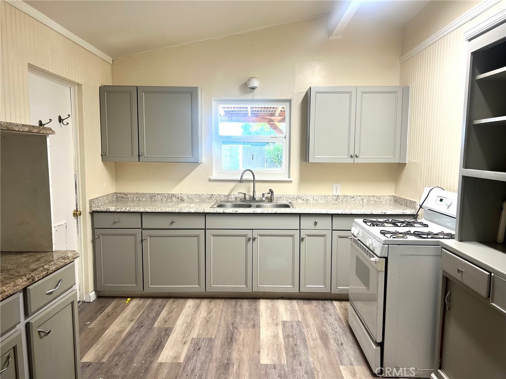 1550 Primrose Ave, Merced, CA 95340