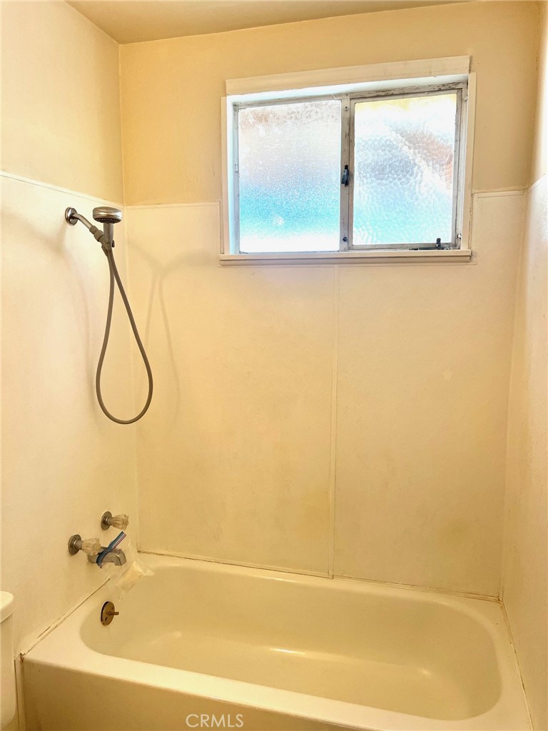 1550 Primrose Ave, Merced, CA 95340