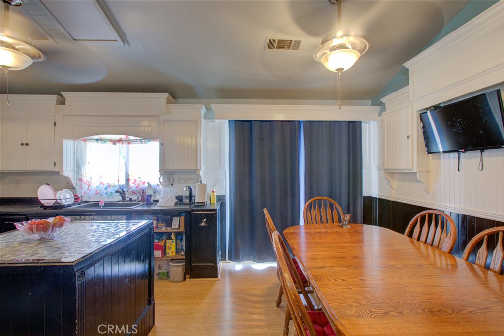 16237 Fortune Ct, Delhi, CA 95315