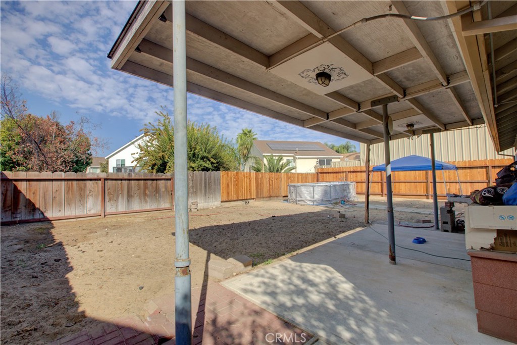 16237 Fortune Ct, Delhi, CA 95315