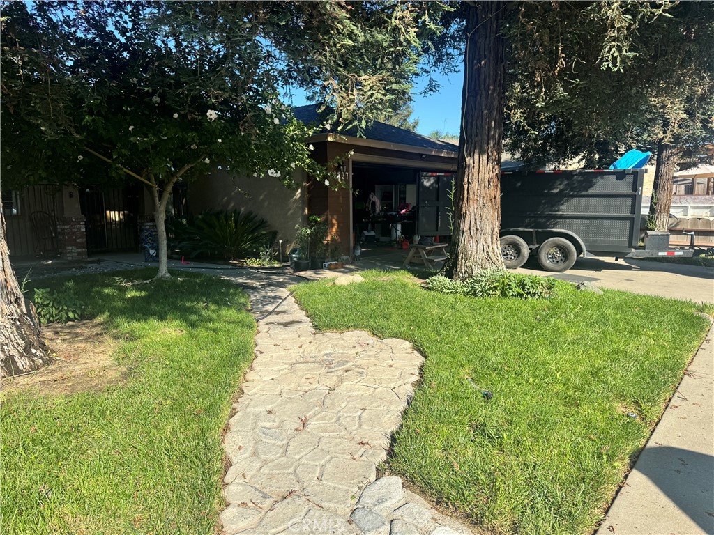 16237 Fortune Ct, Delhi, CA 95315