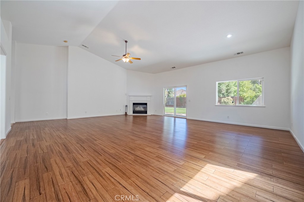 3914 Palmer Ct, Merced, CA 95340